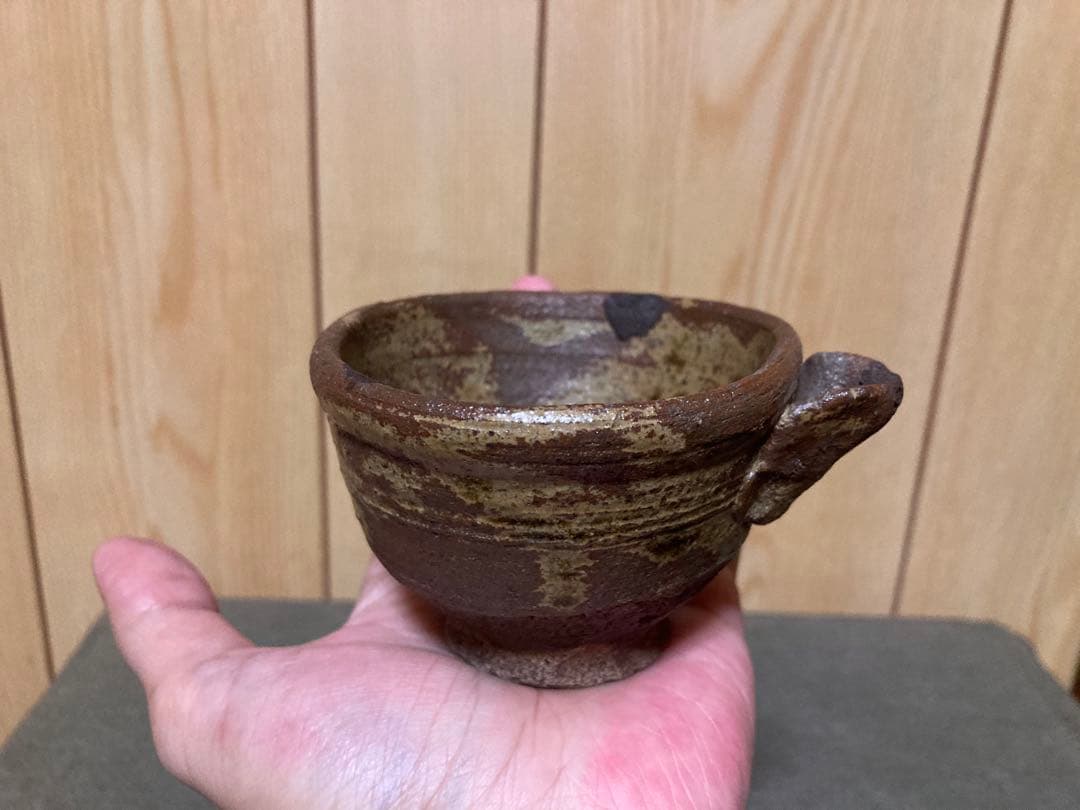 伊羅保 片口ぐい呑み (検索 古伊羅保 黄瀬戸 古唐津 酒器