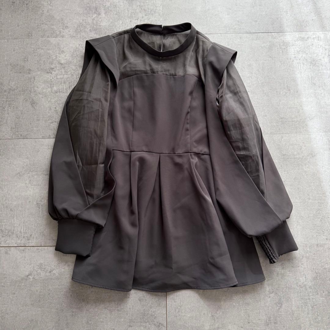 ルイルエ セットアップ スリットスリーブペプラムトップス＆ テーパードパンツ L