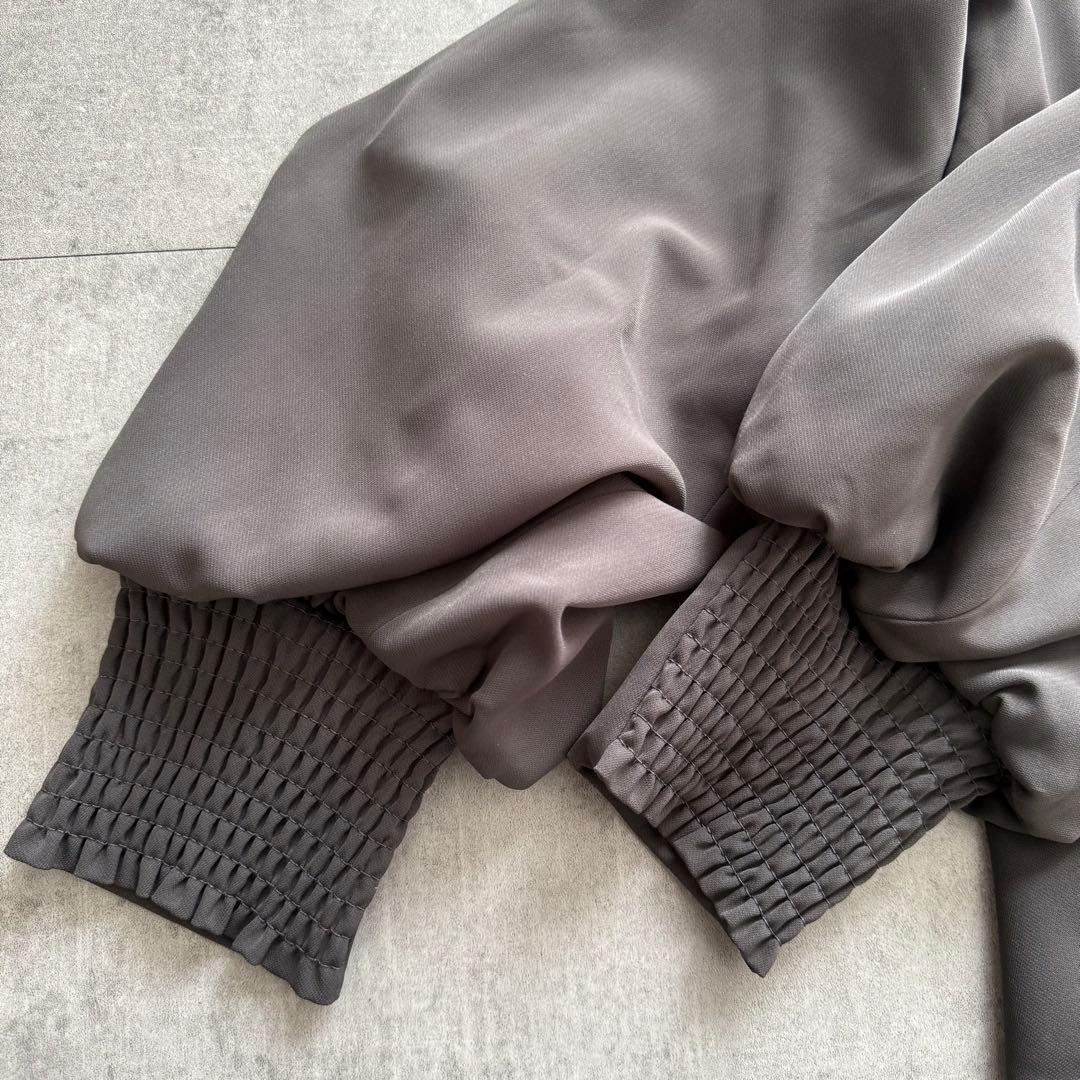 ルイルエ セットアップ スリットスリーブペプラムトップス＆ テーパードパンツ L