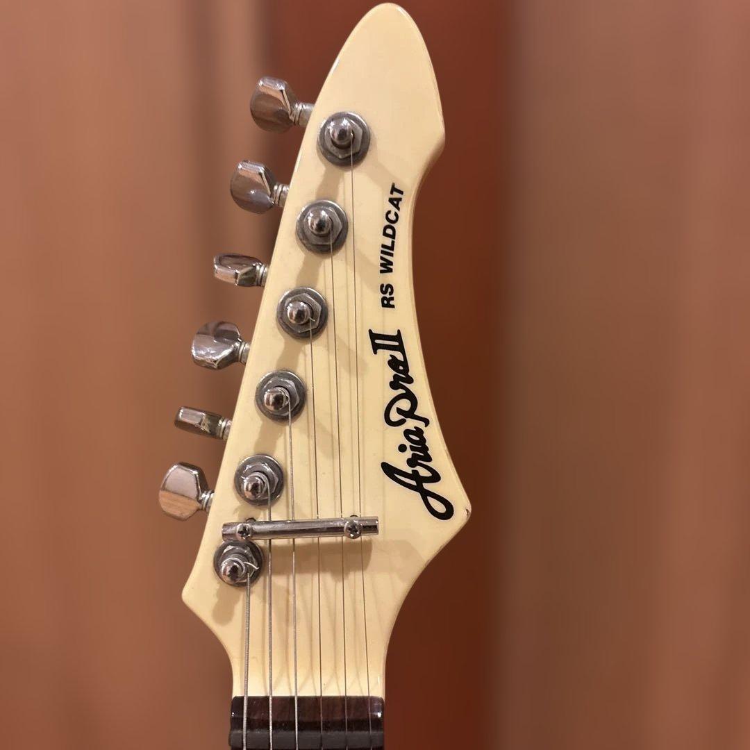 Kenさん専用】Aria Pro II RS Wildcat アーム付 新品弦 - メルカリ