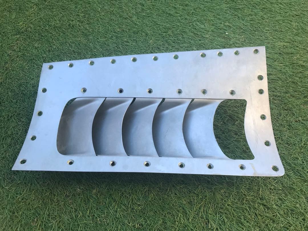 航空機 機体部品 T-33 コクピット下 ダクト