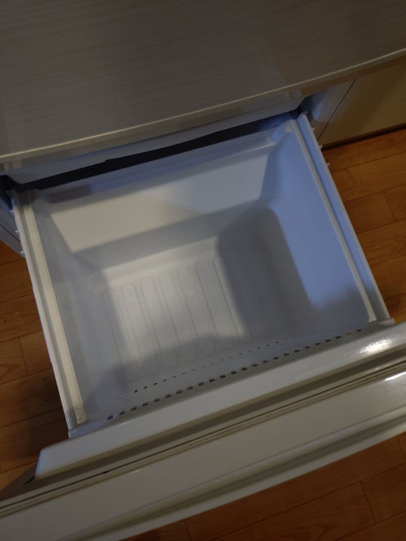 SHARP 2020年製 冷蔵庫 SJ-D14F-W