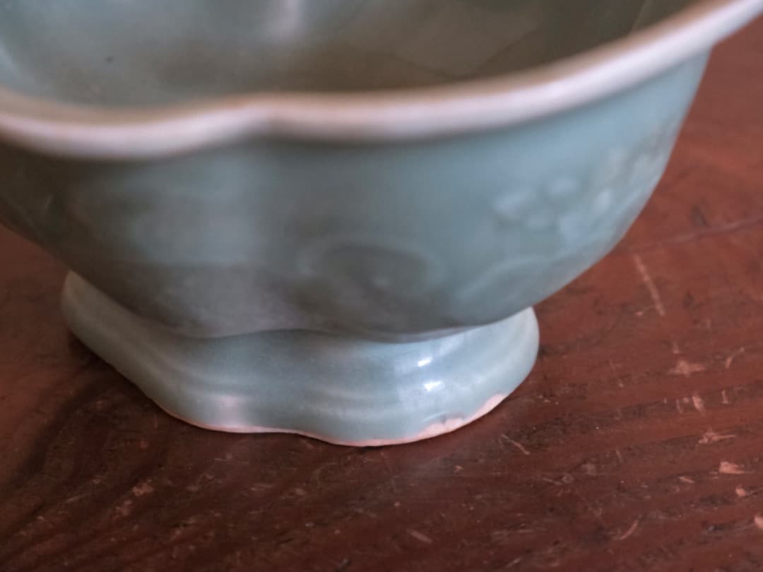 青磁 刻纏枝花紋 鉢 菓子器 建水 茶道具 箱付 Q1773