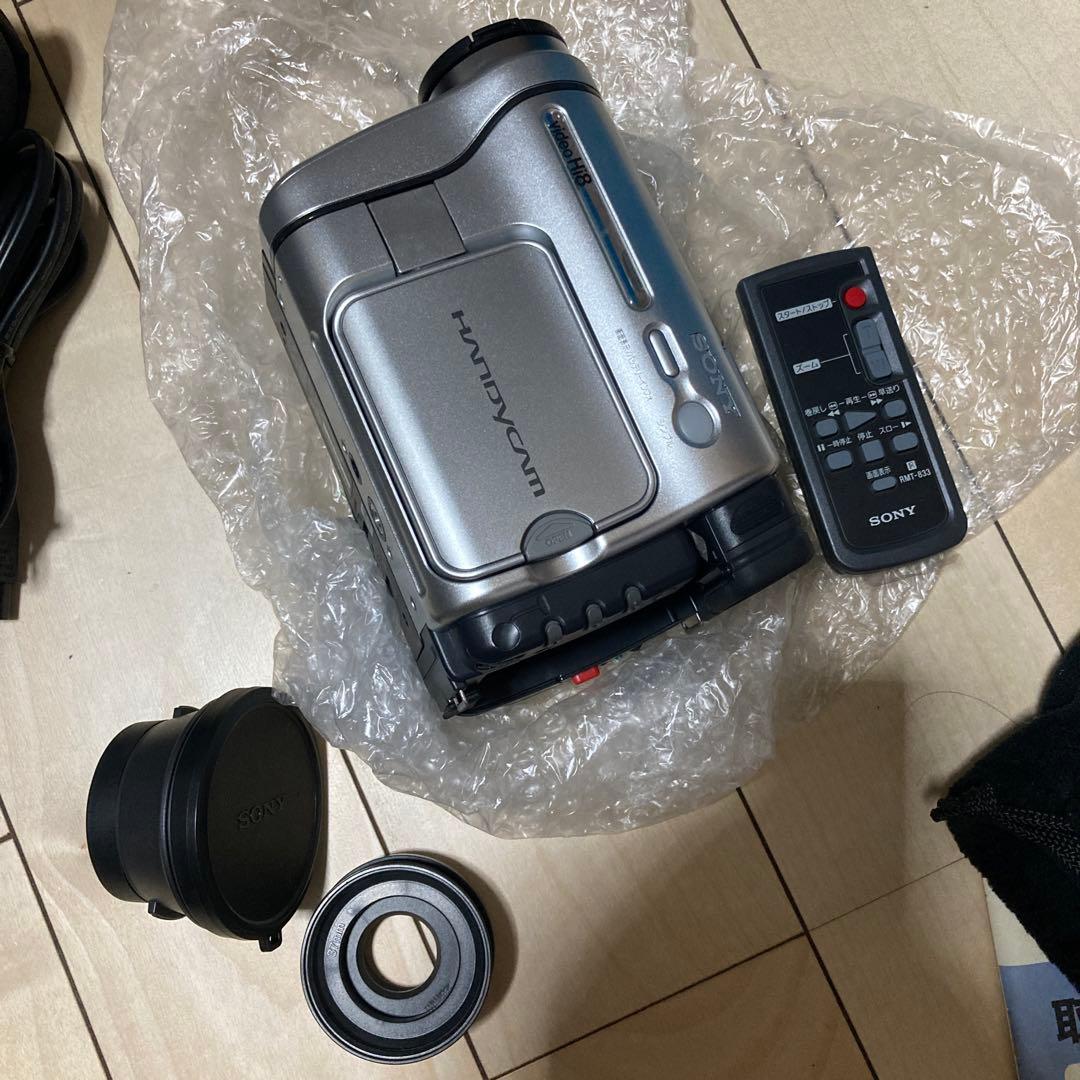 SONY 2.5型液晶モニター搭載Hi-8ビデオカメラ CCD-TRV126