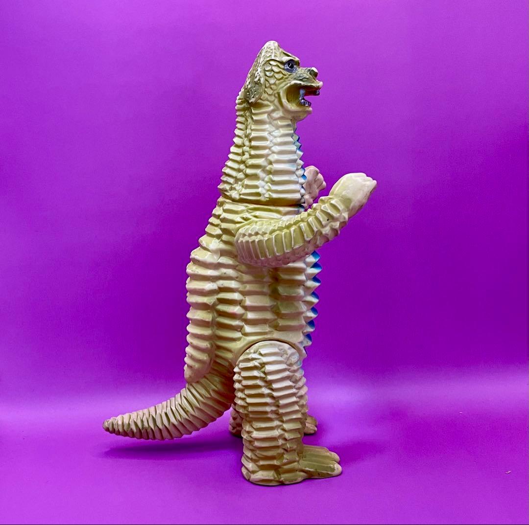 マルサン初期 レッドキング 美品 ソフビ人形 首は接着ブルマァクM1号ドクロ怪獣