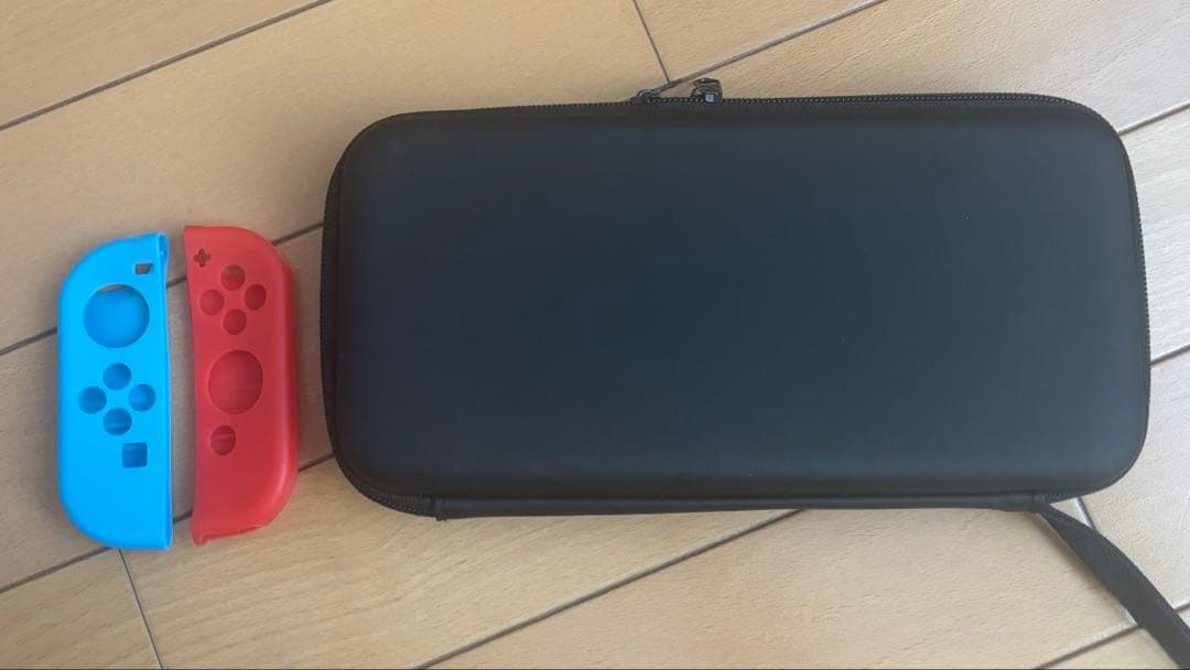 ※1/11以降の発送Nintendo Switch ネオンブルー/ネオンレッド