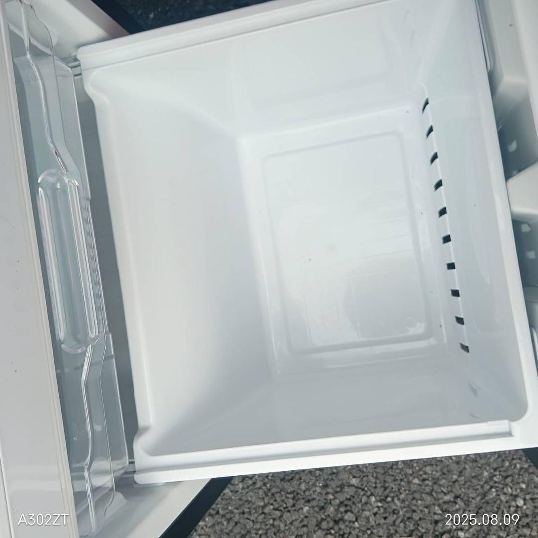 T080★2021年製★ハイセンス冷蔵庫　ミラーブラック　自動霜取り　一人暮らし