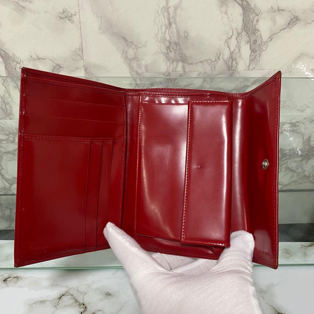 PRADA プラダ 三つ折財布 レッド 赤 レザー 本革 ロゴ PRADA プラダ 三