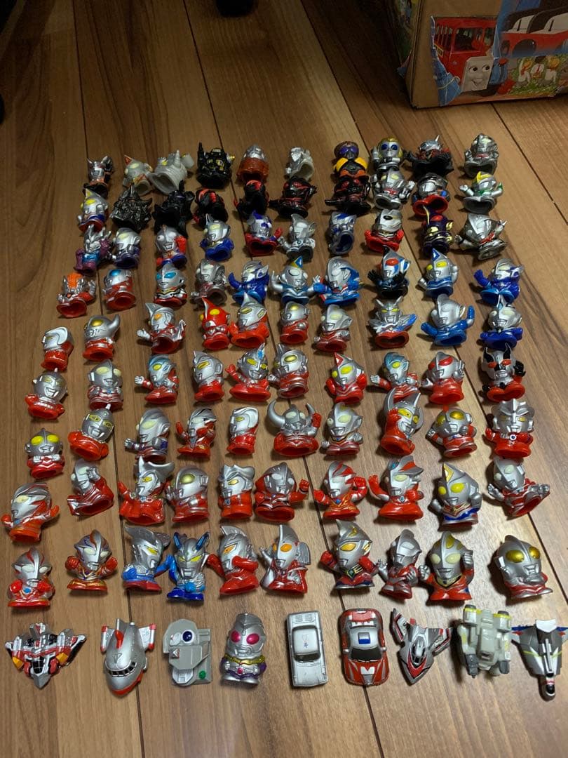 ウルトラマン 指人形 セット 99体