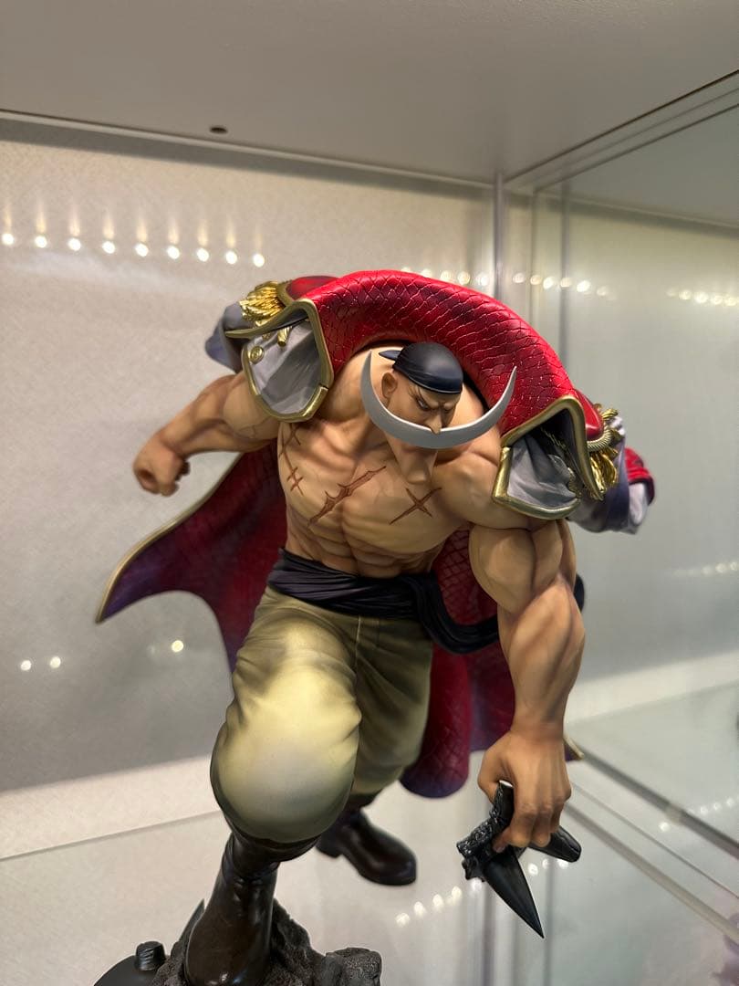 初版】ワンピースフィギュア 白ひげ pop maximum - メルカリ