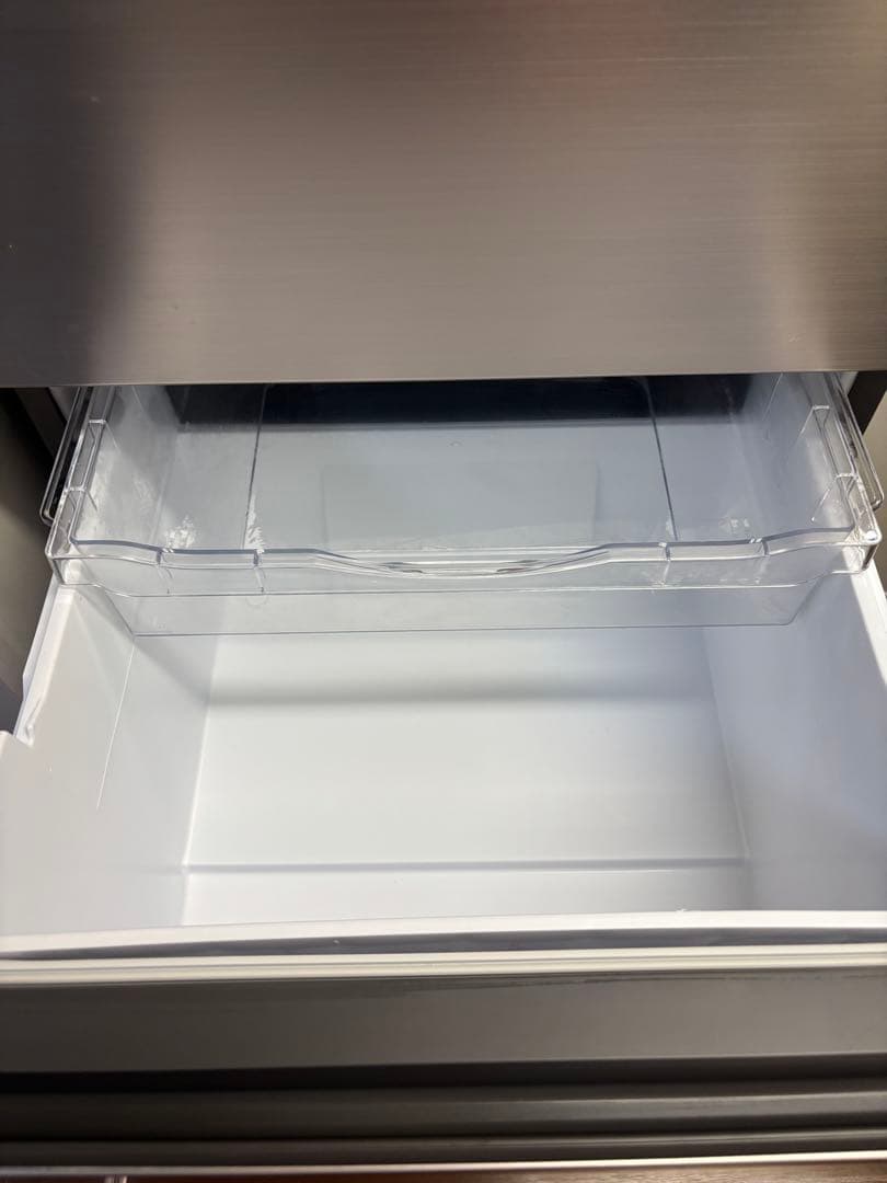 冷蔵庫315L（HITACHI）2021年製、自動製氷機能付き9月2日までの出品