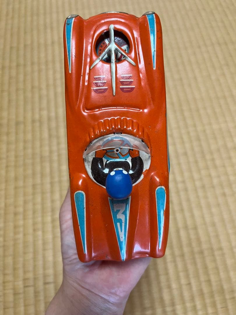 ブリキのおもちゃ