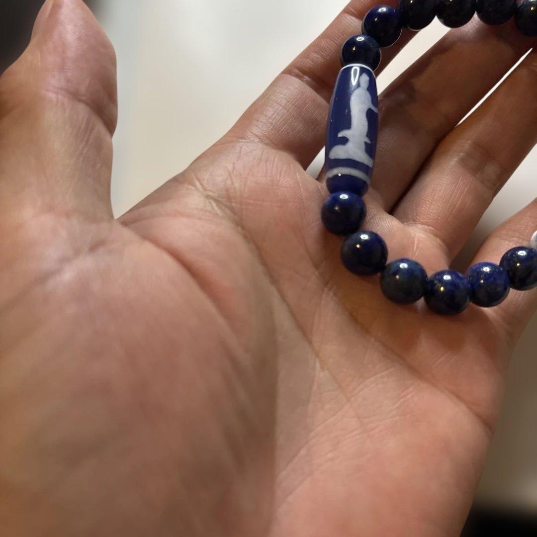 これは！第2チャクラにズンときます！青玉髄天珠！双観世音天珠、ラピスラズリ！虎牙