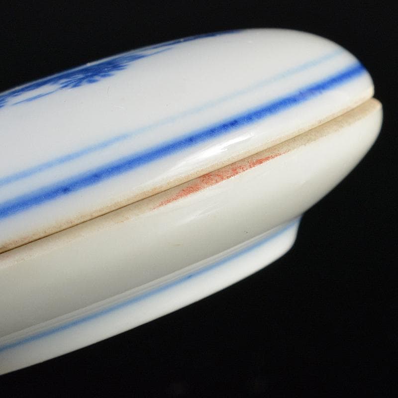 中国 景徳鎮製款 青花 魚藻文 香合 時代箱付 C R6154