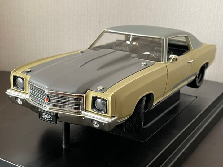 【日本未発売、絶版】ワイルドスピード ミニカー シボレーモンテカルロ 1/18