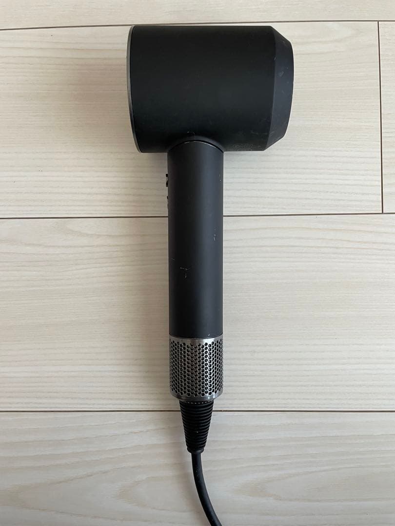 dyson supersonic ヘアドライヤー ブラックスタンド付き