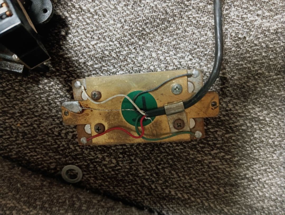 FenderSTMミディアムスケール ネック調整フレット擦合済 変えピックガード