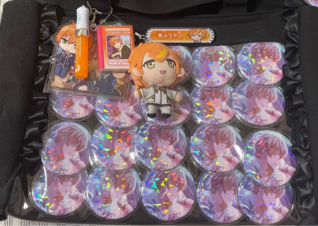 プロセカ 東雲彰人 A4痛バ 缶バッジ 33個 - メルカリ