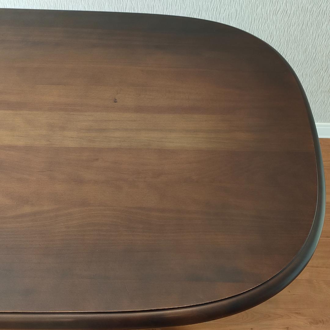 飛騨産業　キツツキマーク　ダイニングテーブル　オーバル型