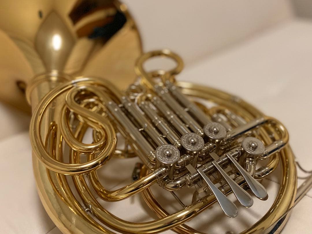 ハンスホイヤー B♭シングルホルン5ロータリー Fナチュラル管付き