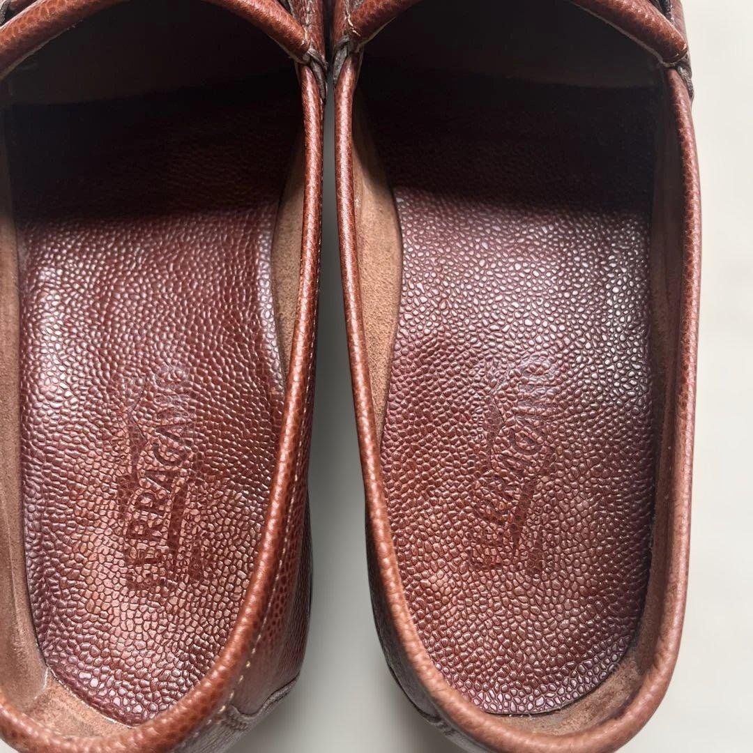 フェラガモ ダークブラウン タッセル付きレザー モカシン