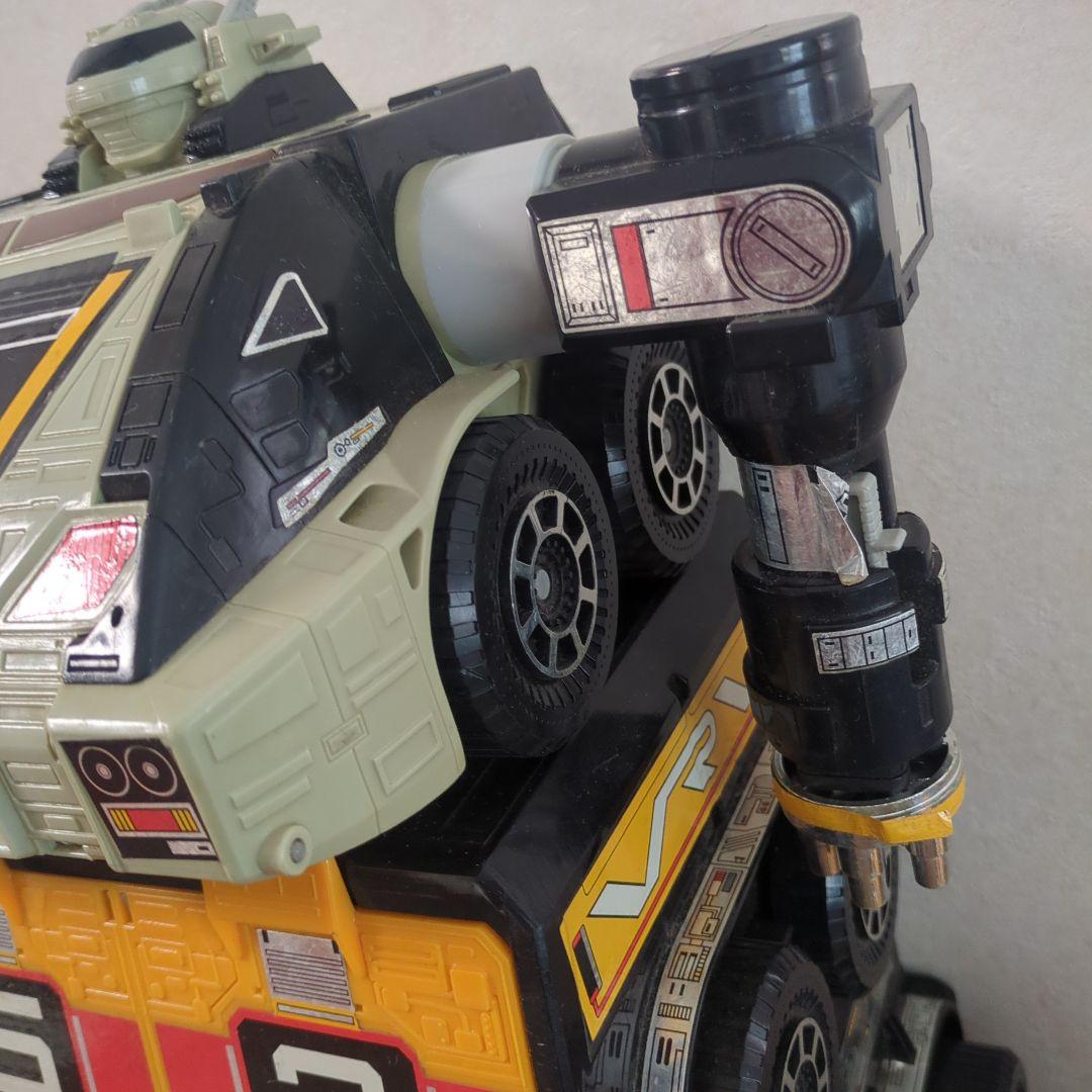 DXビクトレーラー　激走戦隊カーレンジャー　DX VRVロボ