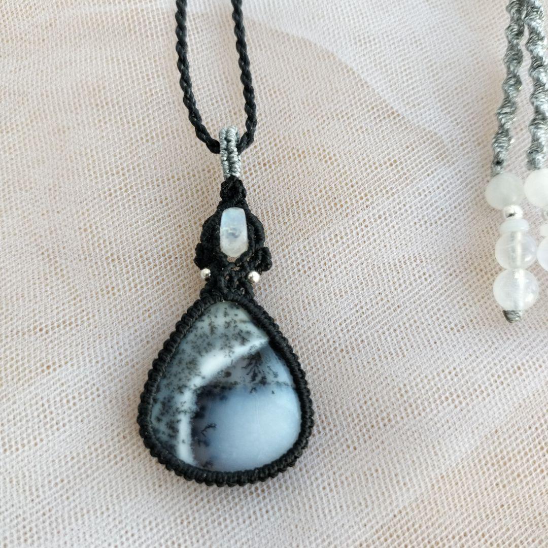 デンドライトオパール ブルームーンストーン マクラメ編みネックレス他