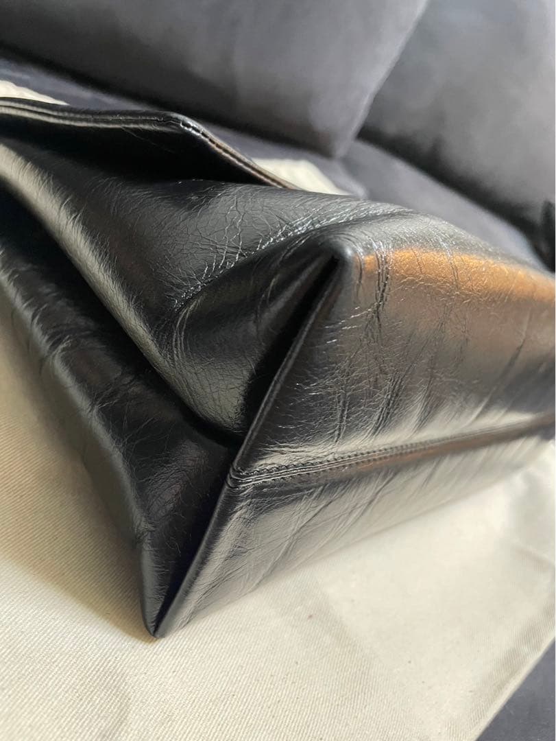 最終値下げ【極美品】ami Paris アミパリスVOULEZ-VOUS バッグ - メルカリ