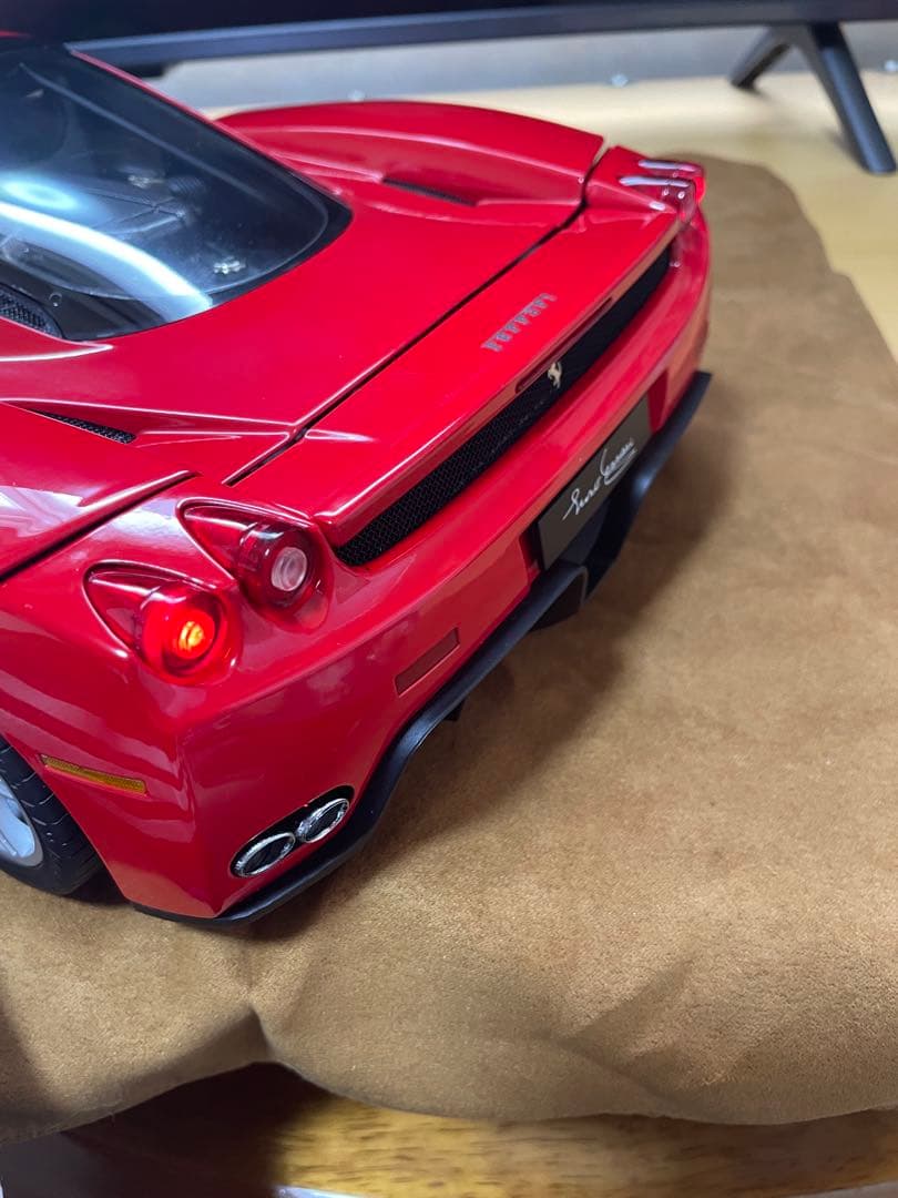 デアゴスティーニ　エンツォフェラーリ1/10スケールセット