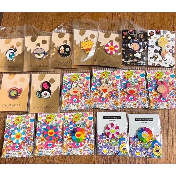 村上隆 お花 レインボーフラワー かいかいきき DOB君 ピンバッジ 18点