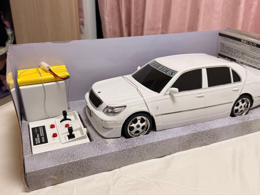 FABULOUS セルシオ　ラジコン1/12 希少　本当に最終値下げ‼️