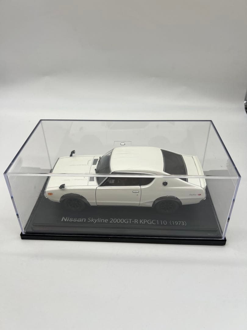 No228ミニカー1/24 Skyline 2000 GT-R KPGC110