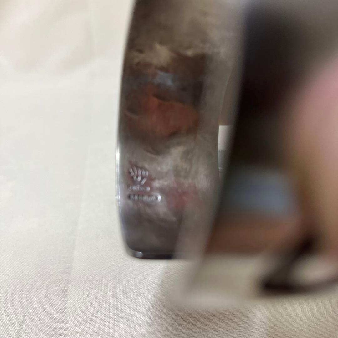 シルバー 幾何学模様 カフブレスレット