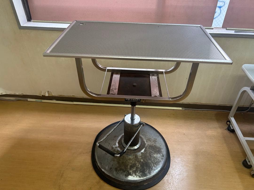 油圧式トリミングテーブル 油圧式トリミングテーブル | petech(ペテック)本店 ペットトリミング