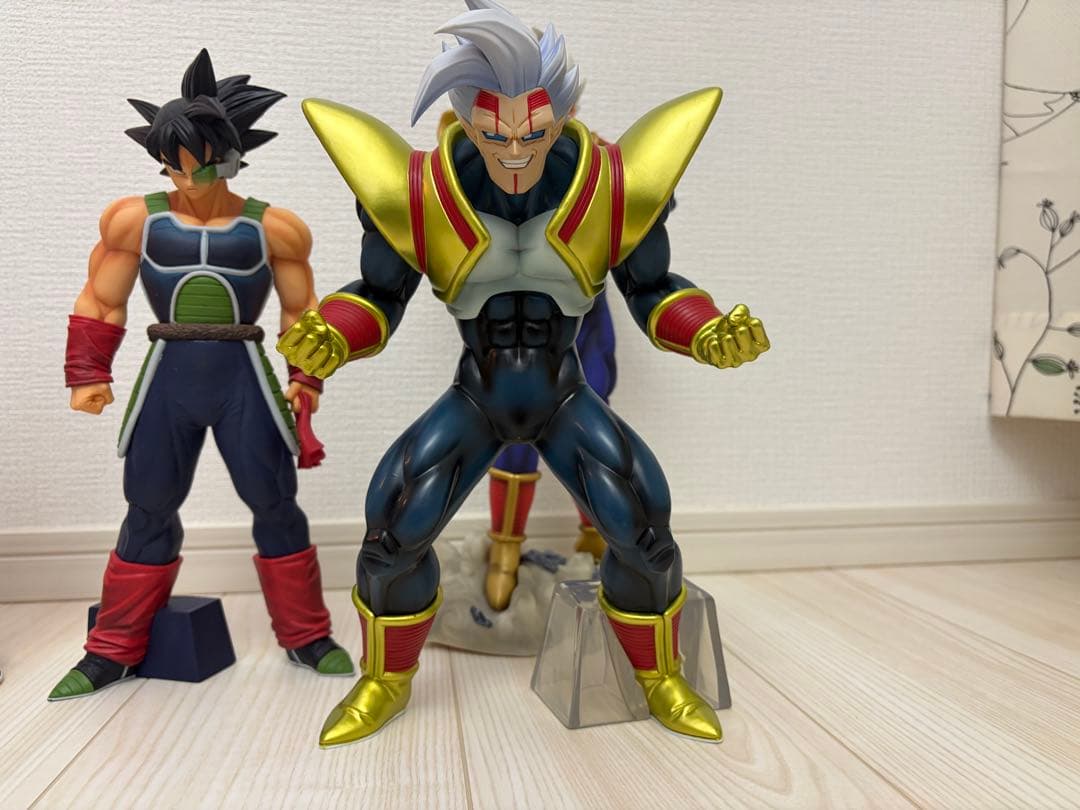 ドラゴンボール フィギュア 引退品