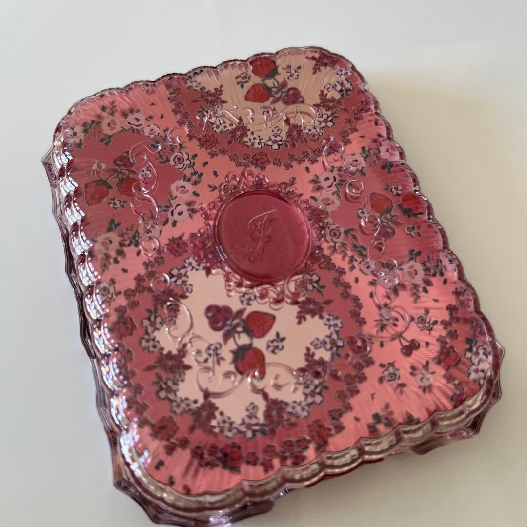 ジルスチュアート クリスマスコフレ 2024 ギルティパフェタイムコレクション