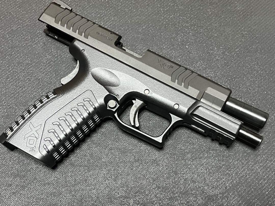 東京マルイ ガスブローバックガン XDM-40