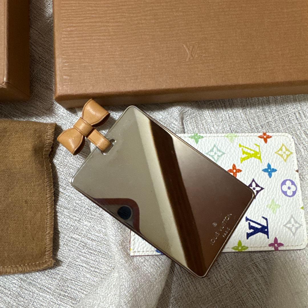 専用ページ　LOUIS VUITTON ミラーケース ホワイト・マルチカラー