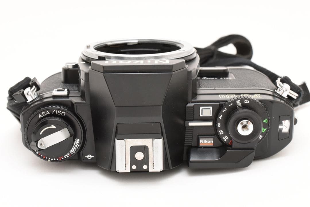 美品 ニコン FG-20 ブラック フィルムカメラ モルト新品交換済 M554
