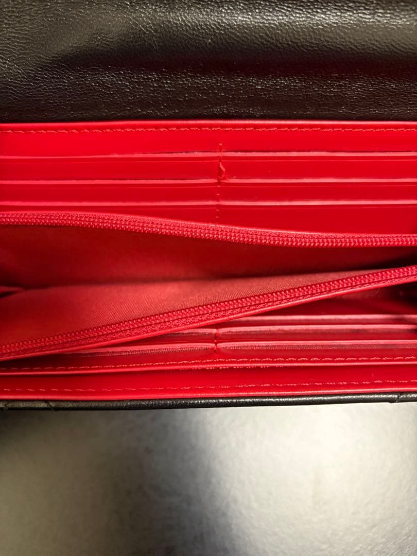 CHANEL 19 ロングフラップウォレット