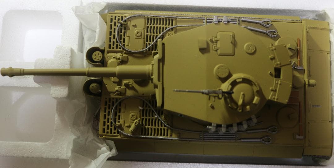 貴重ミニチャンプス製タイガーⅠ戦車（Ⅵ号）後期バージョン　1/35　 中古品