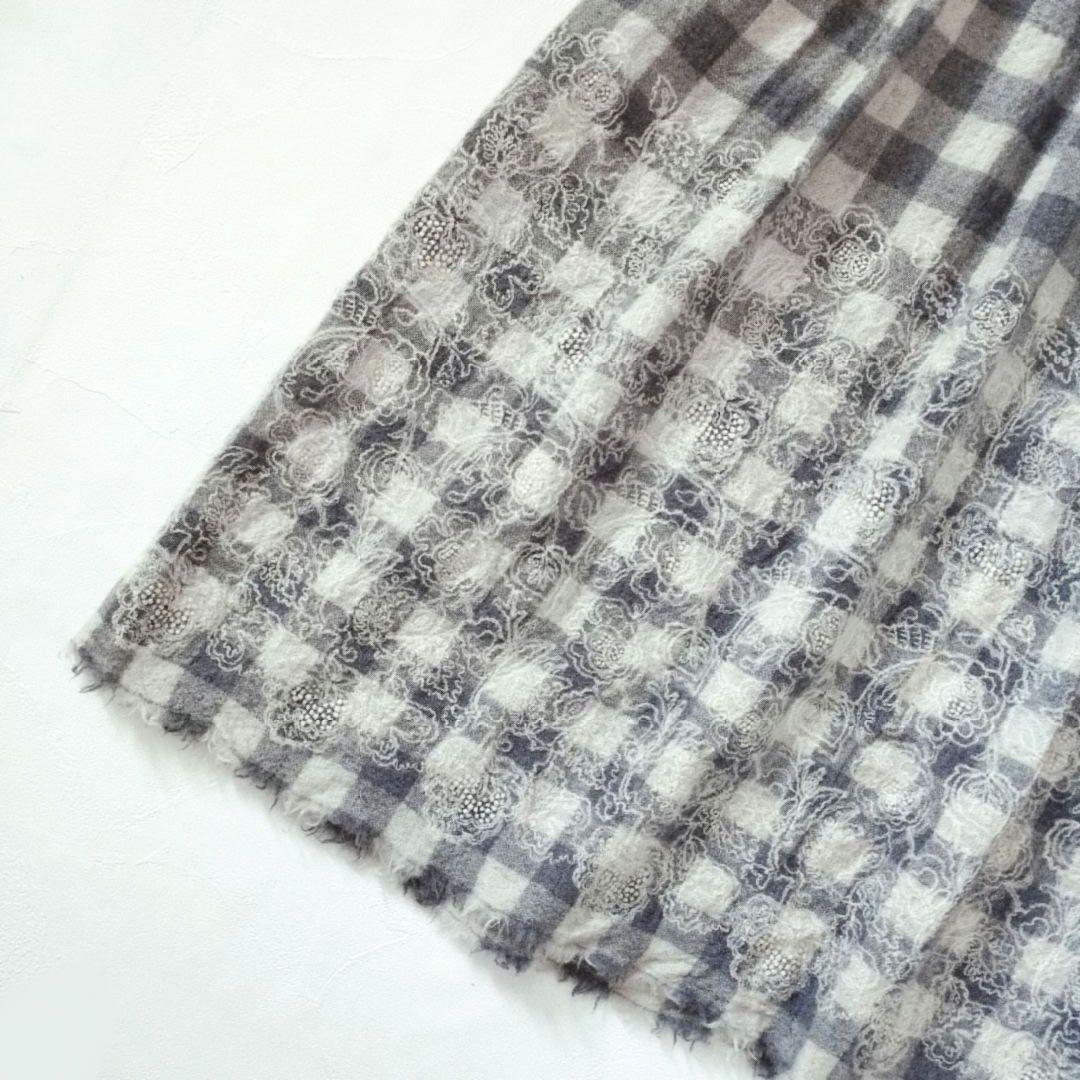 45R✨刺繍入りウール スカート