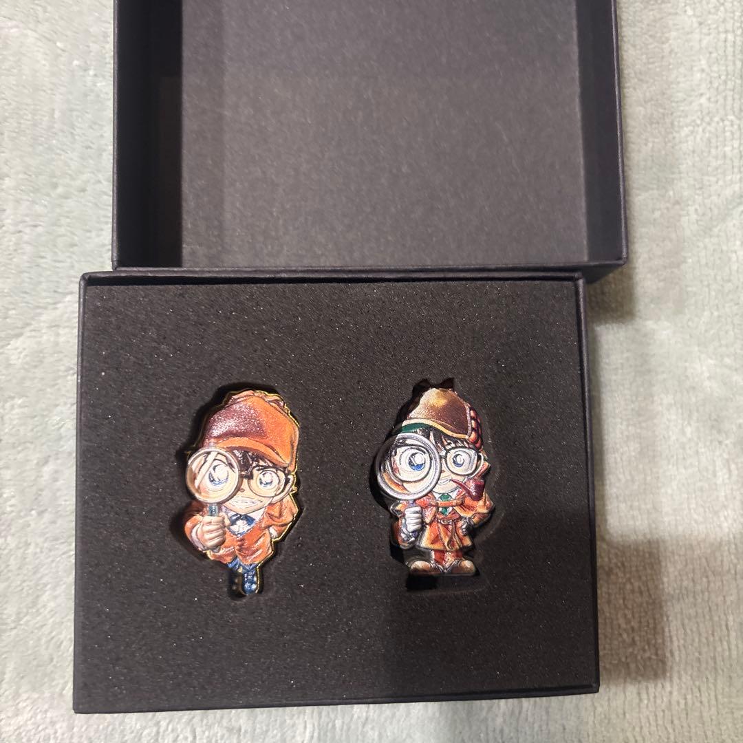名探偵コナンピンバッジセット 連載30周年記念グッズ - メルカリ