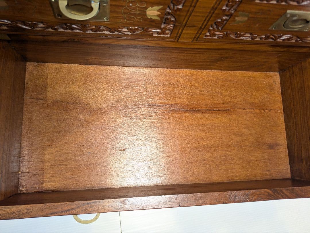 アンティーク木彫家具彫刻 チェスト 引き出し