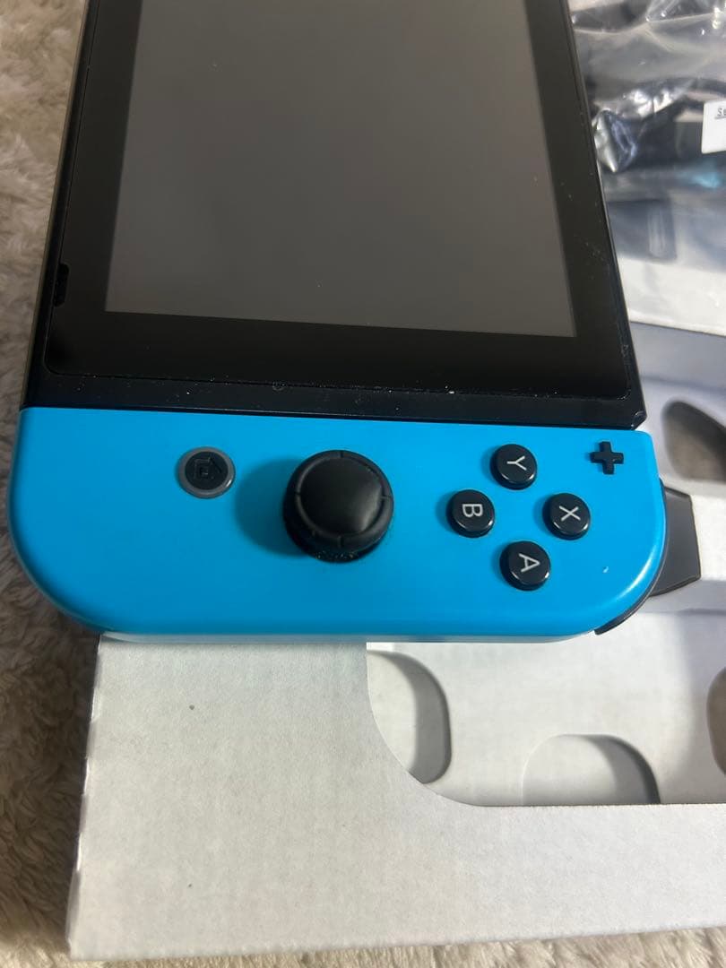 Nintendo Switch 本体 赤/青 Joy-Con 2019年8月仕様