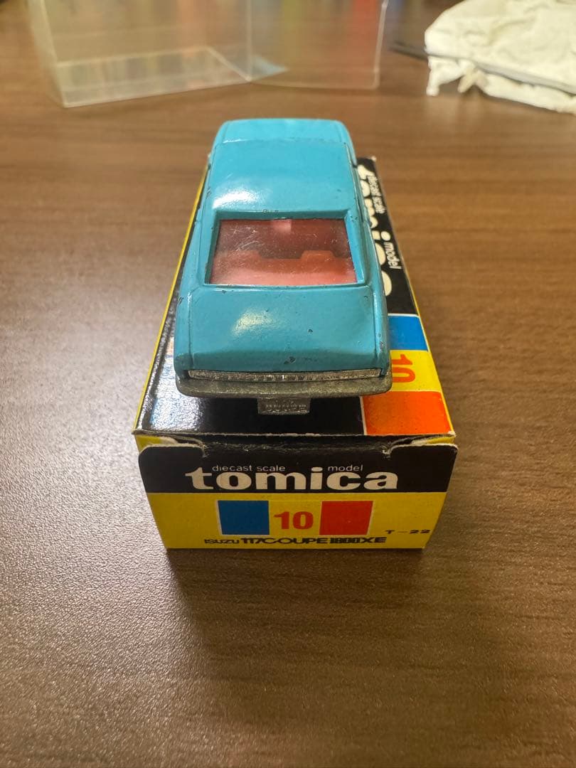 トミカ 黒箱 いすゞ 117クーペ1800XE【小田急特注】