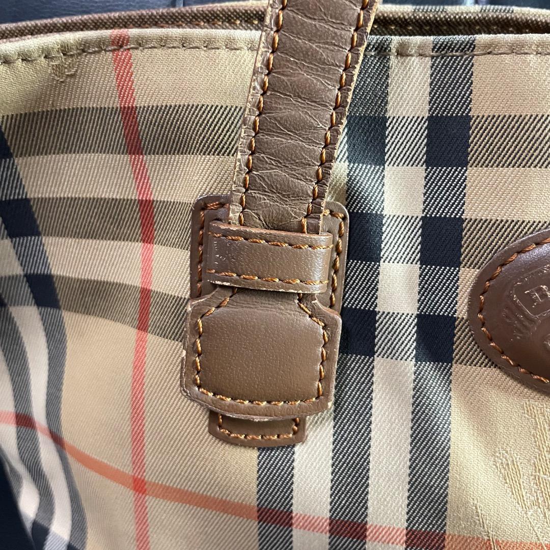 ✨ヴィンテージ✨バーバリー 舟型ハンドバッグ ノバチェック ナイロン ベージュ系