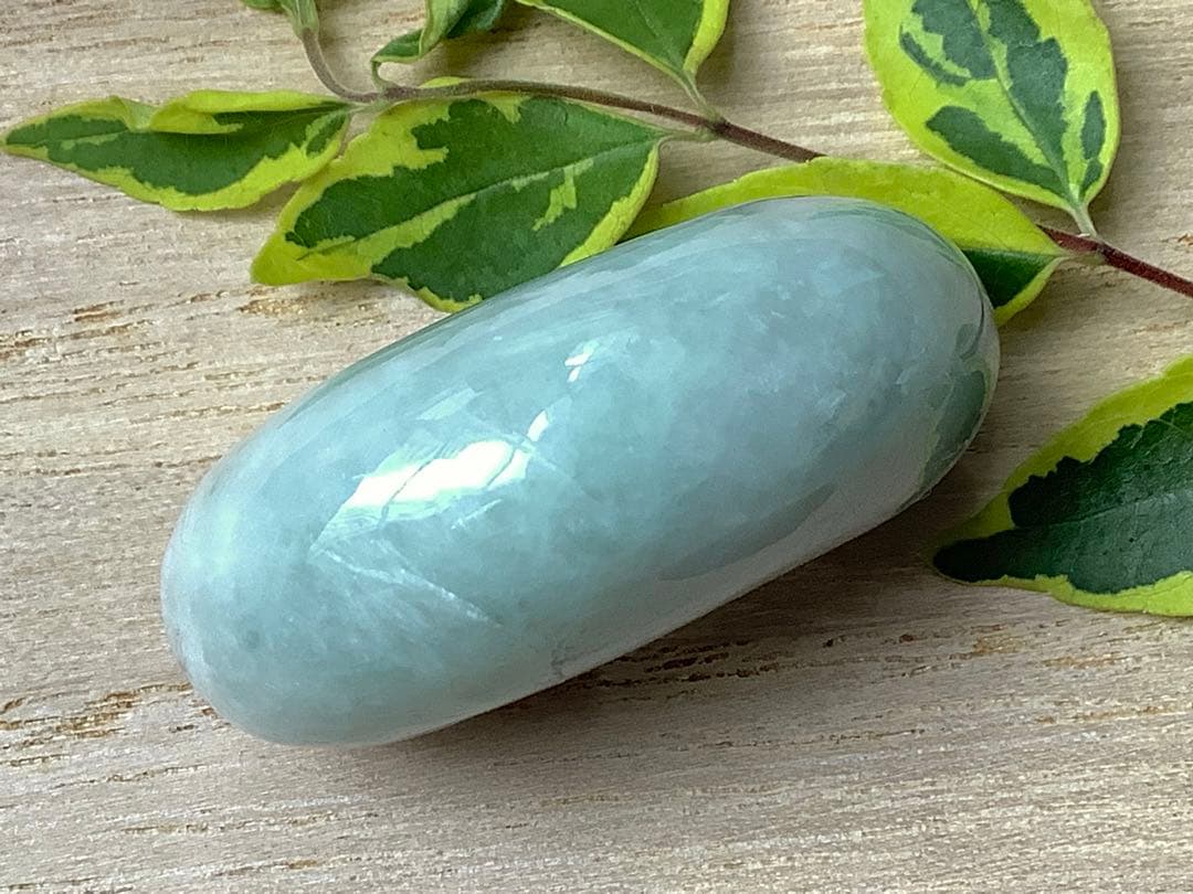 ✳味身良好極上 絶対のおすすめ‼️30万円以上します糸魚川翡翠勾玉