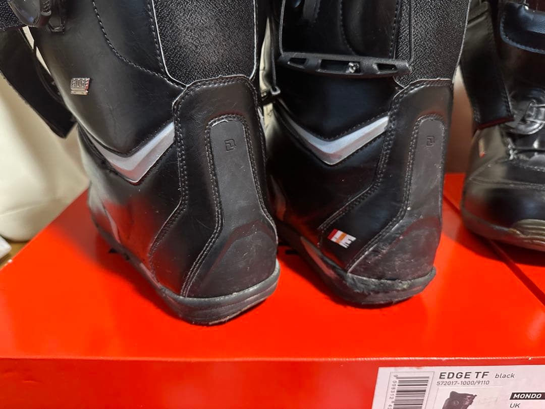 EDGE スノーボードブーツ ブラック 26.5センチ　②