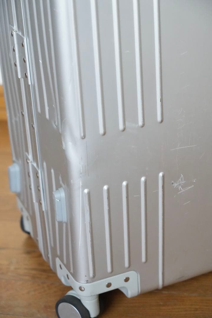 イノベーター innovator スーツケース アルミ 70l